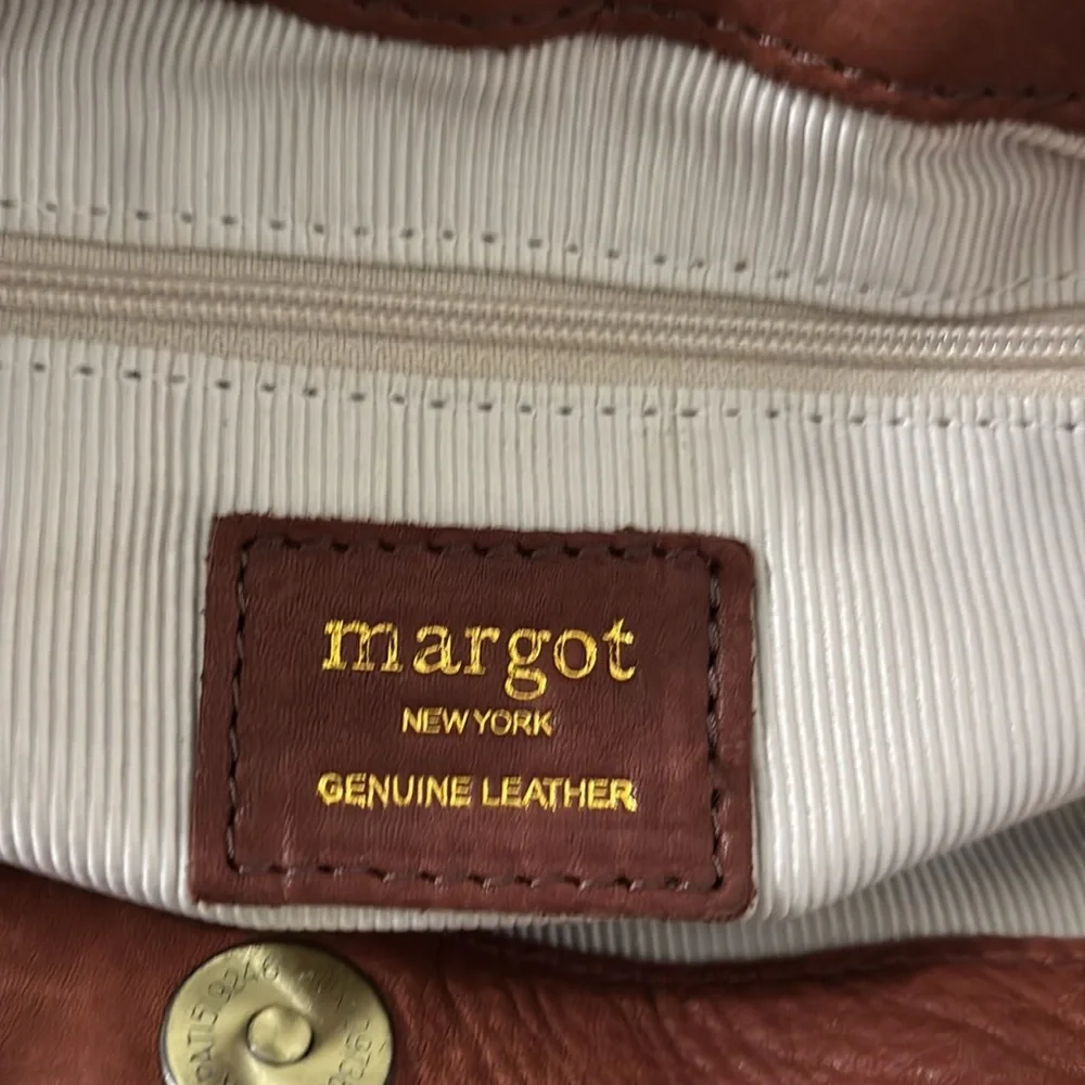 Margot Leather‎ Fiona Crossbody Tote. Brown leather - Picture 8 of 15